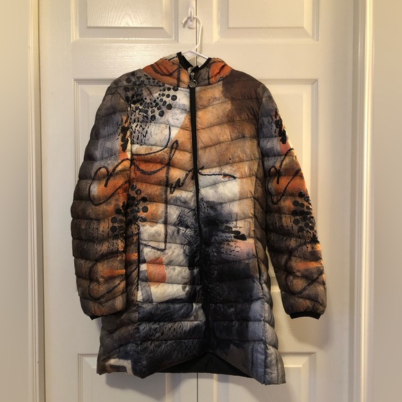 Stylish Multicolor Women's Puffer Jacket - Picture 2 of 9